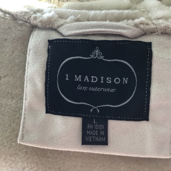 1 MADISON Women’s Shearling jacket with fur trimmed hood, size Large - Picture 8 of 10